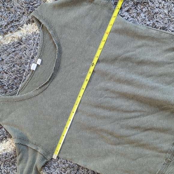 Melrose and Market Distressed Waffle Knit Long Sleeve Scoop Wide Neck Blouse M - Picture 5 of 6